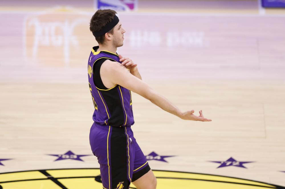 止向上攀登 止向上攀登