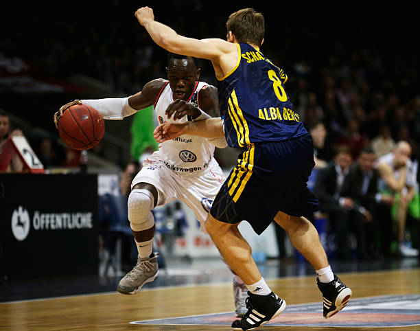 内线的犯规 内线的犯规